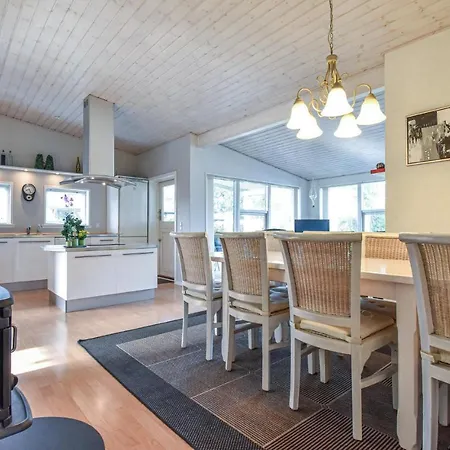 Four Bedroom Holiday In Feriehus