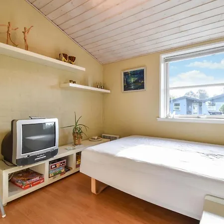 Feriehus Four Bedroom Holiday In *