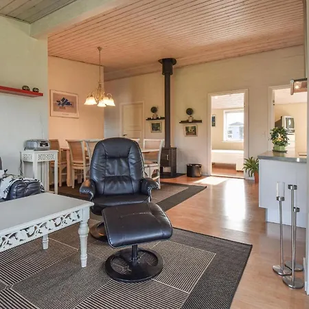 Four Bedroom Holiday In Feriehus Otterup
